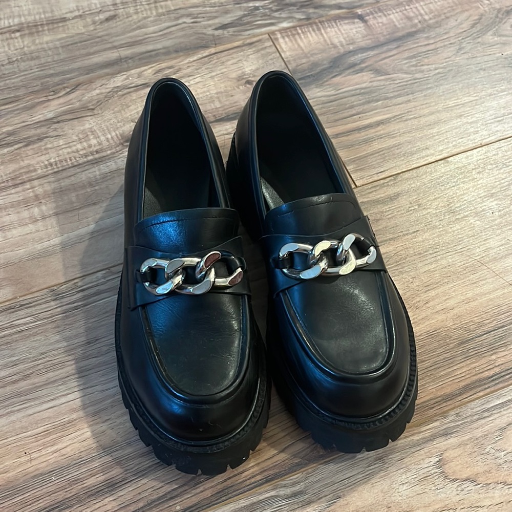 Tony Bianco Georgi Loafer in 38